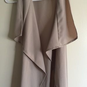 Sleeveless duster jacket
